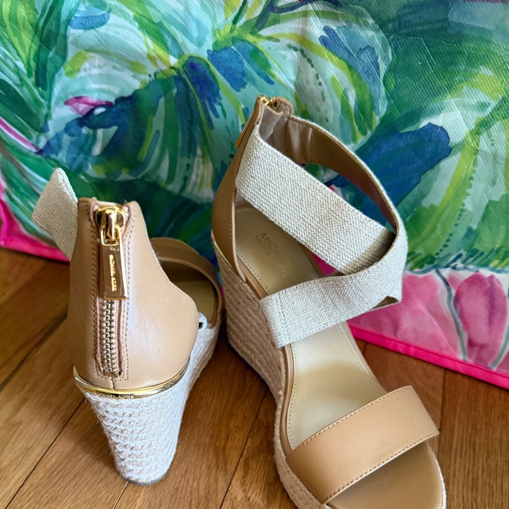 Sandal Wedges - Picture 2 of 3